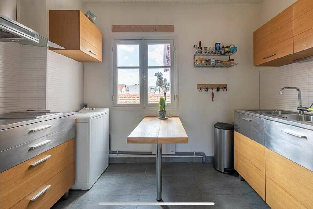 Exceptionnel 3 Pieces Art Deco En Dernier Etage Avec Garage Prive Centre Biarritz Διαμέρισμα Εξωτερικό φωτογραφία